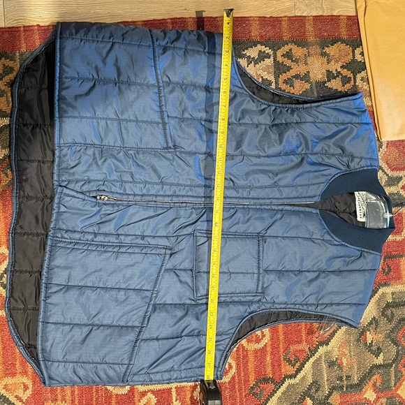 Vest - Picture 5 of 6